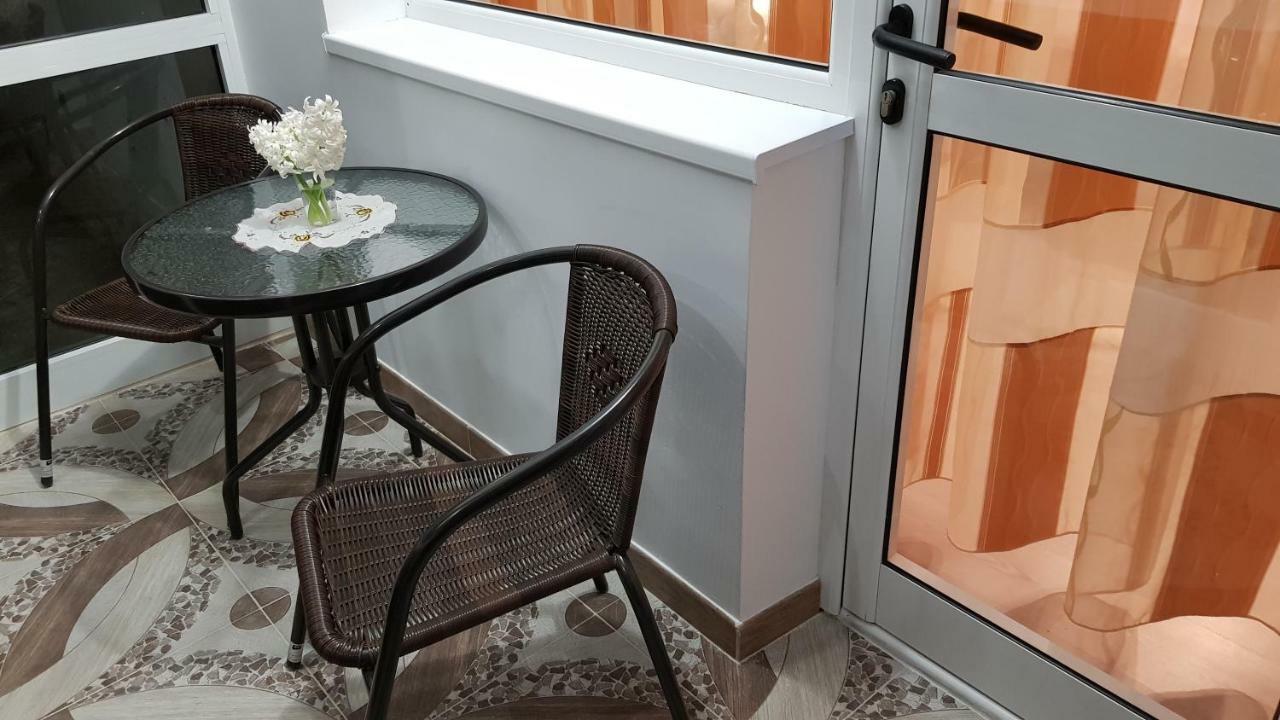 Garsoniera Jad Apartment Tirgu Ocna Exterior photo
