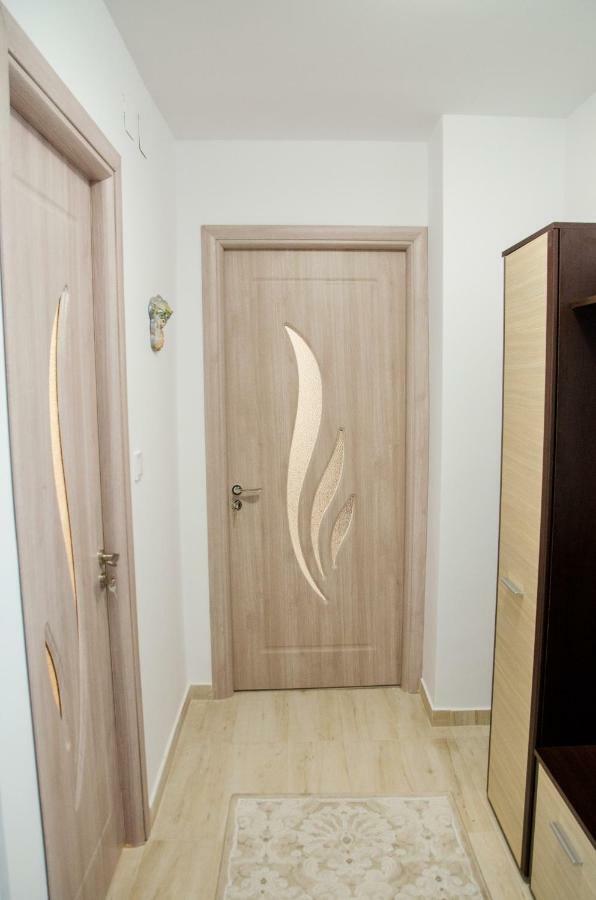 Garsoniera Jad Apartment Tirgu Ocna Exterior photo
